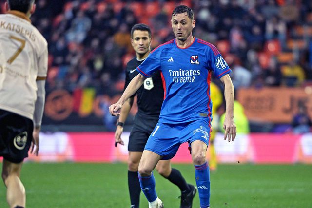 Matic alcançou registo impressionante no Lorient-Lyon