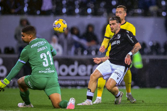 V. Guimarães vence Famalicão