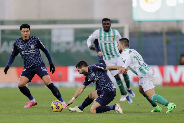 Bicicleta de Banza tinha 'pneu furado' e SC Braga não sai do nulo diante do Rio Ave