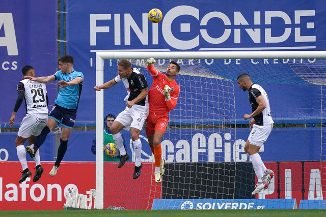 Do banco chegou o Soro que alimentou a reviravolta: a crónica do triunfo vizelense