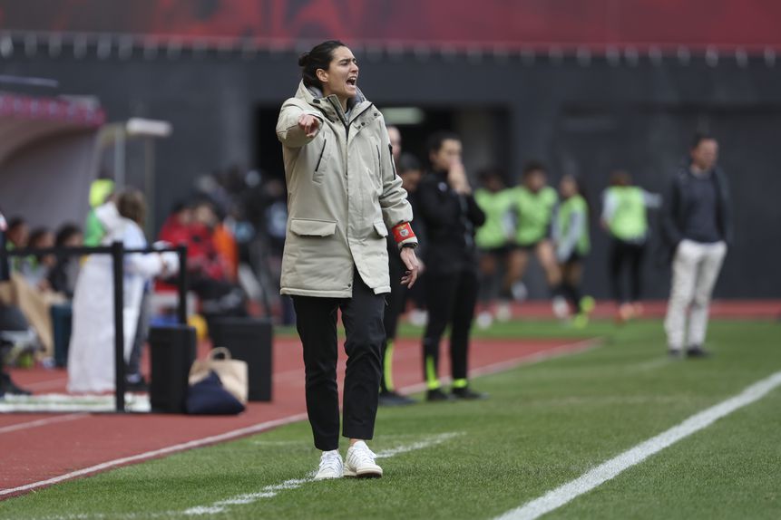 Filipa Patão, treinadora do Benfica, elogiou comportamento da equipa, Micael Sequeira, técnico do Sporting, diz que o jogo poderia ter caído para as leoas