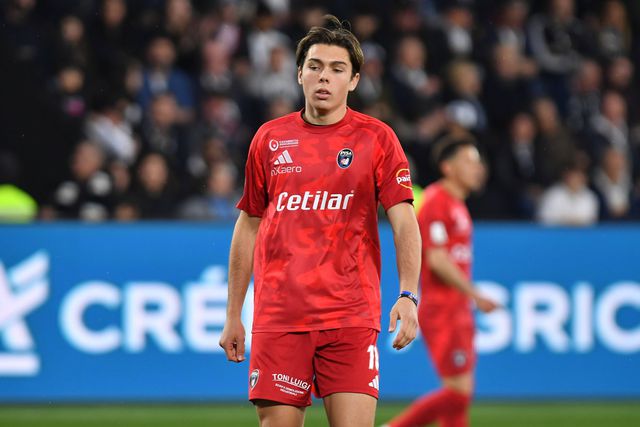 Louis Buffon a estrear-se pelo Pisa na Serie B