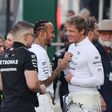 Lewis Hamilton e Brad Pitt durante a rodagem do filme. IMAGO