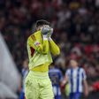 A desilusão estampada na expressão de Trubin no clássico com o FC Porto - Foto: LUSA