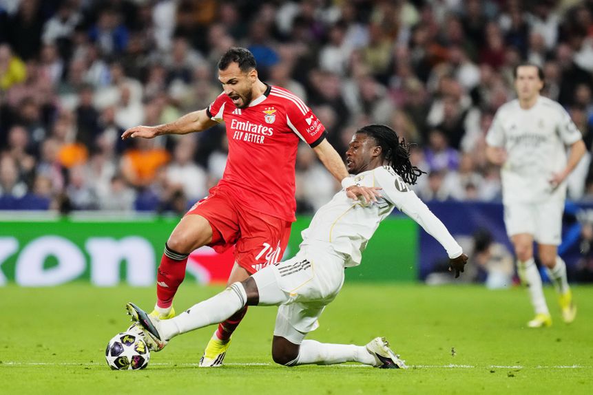 Diferença entre as receitas do Benfica e do Vitória de Guimarães (nove vezes) é o dobro da diferença entre o Benfica e o Real Madrid — Foto: IMAGO