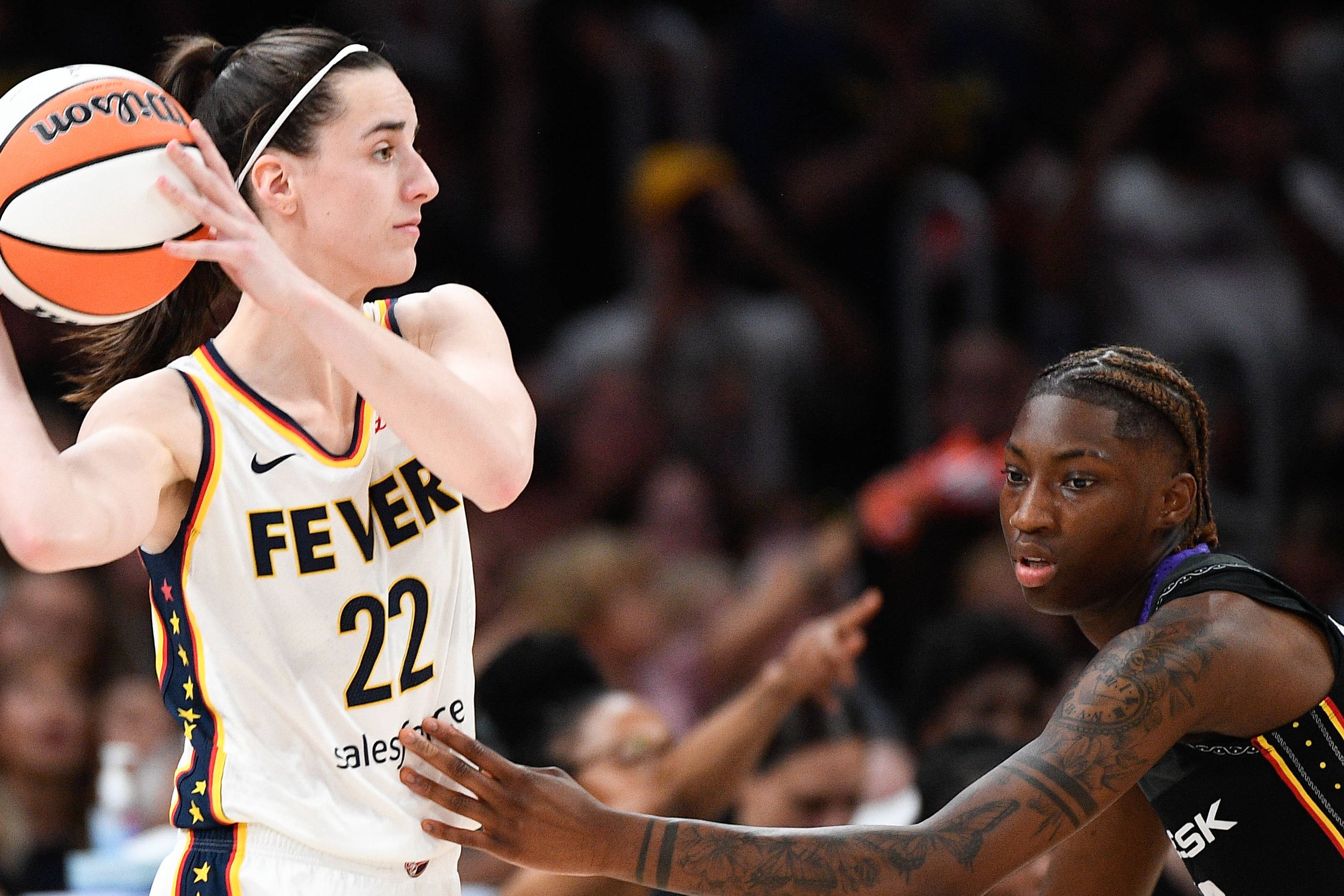 Caitlin Clark trouxe milhões de fãs e dólares para a WNBA. IMAGO