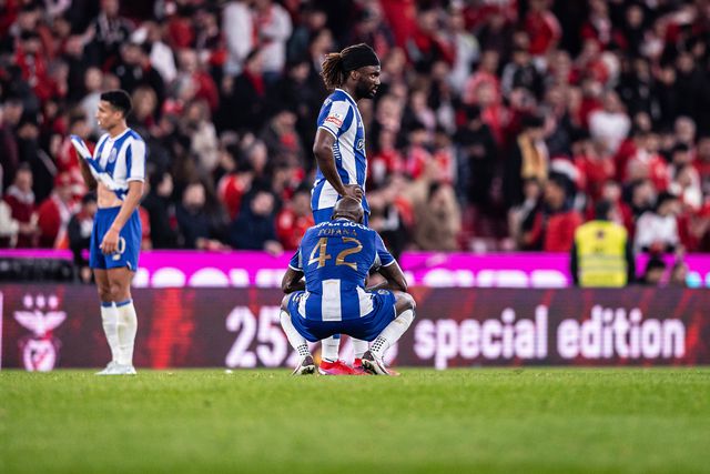 FC Porto: afinal, o que estava escrito no papel que Moffi entregou aos colegas?