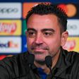 Xavi responde a Luis Enrique e admite: «PSG é favorito»