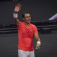 Rafael Nadal viaja para Barcelona para tentar regresso à competição