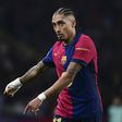 Mercado oficial: Raphinha renova pelo Barcelona