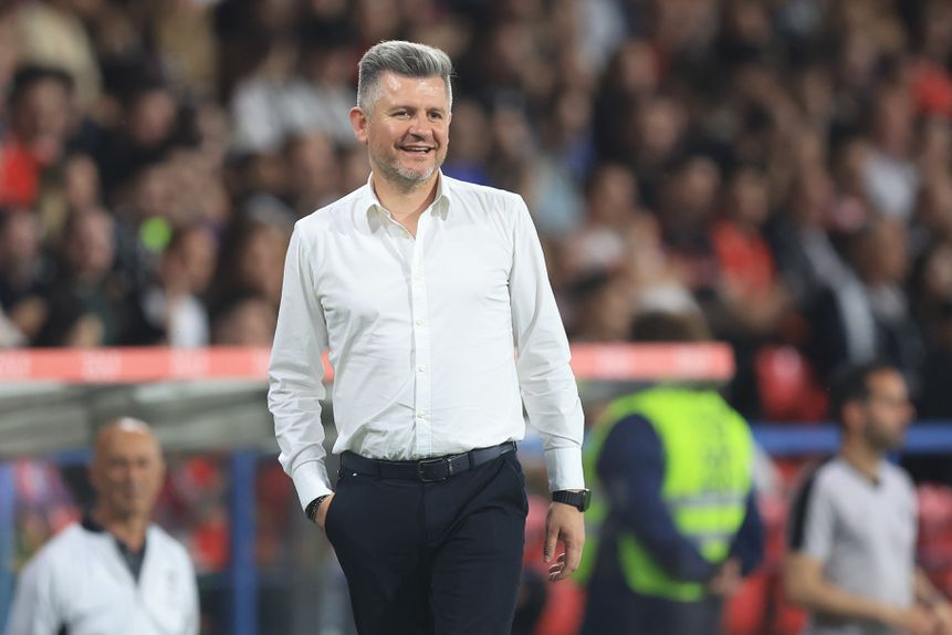 Técnico do Tirsense não se coibiu de salientar as enormes diferenças entre as duas equipas (Foto: José Coelho/LUSA)