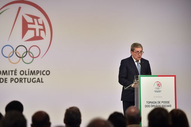 Fernando Gomes durante a cerimónia de posse como presidente do Comité Olímpico de Portugal