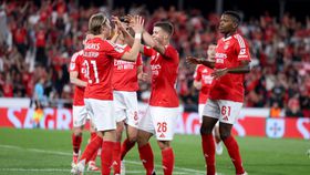 Mão cheia em Barcelos! Benfica goleia Tirsense e reserva lugar no Jamor