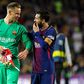 Ter Stegen e Messi à conversa no Barcelona