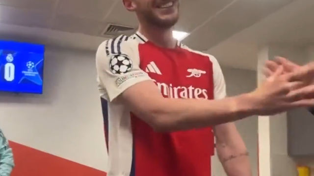 «Dá-me o teu pé direito, por favor!»