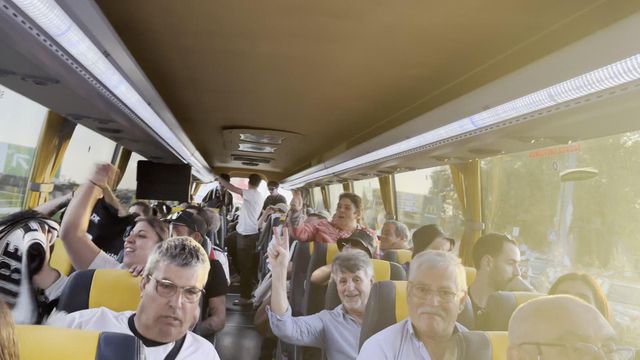 A BOLA acompanhou alguns dos adeptos dos jesuítas que fizeram a viagem até Barcelos para assistirem ao embate entre o Tirsense e o Benfica