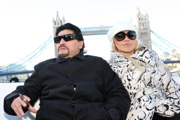 Ex-mulher de Maradona em tribunal: «Encontrei-o inchado e com espuma na boca»