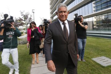 Vieira em tribunal para o julgamento do 'Saco Azul': «Estou tranquilo, isto vai dar... em nada»