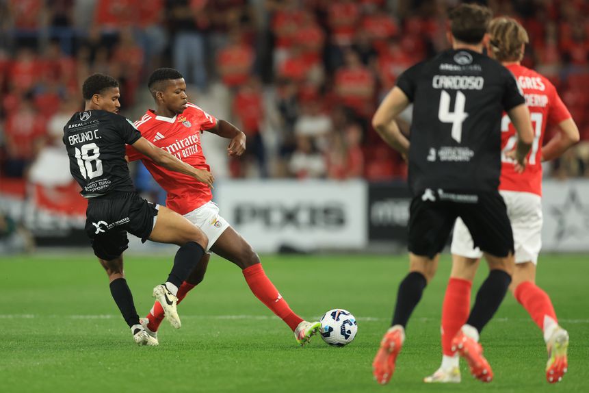 Defesa-central do emblema de Santo Tirso elogiou a qualidade patenteada pela sua equipa (Foto: José Coelho/LUSA)