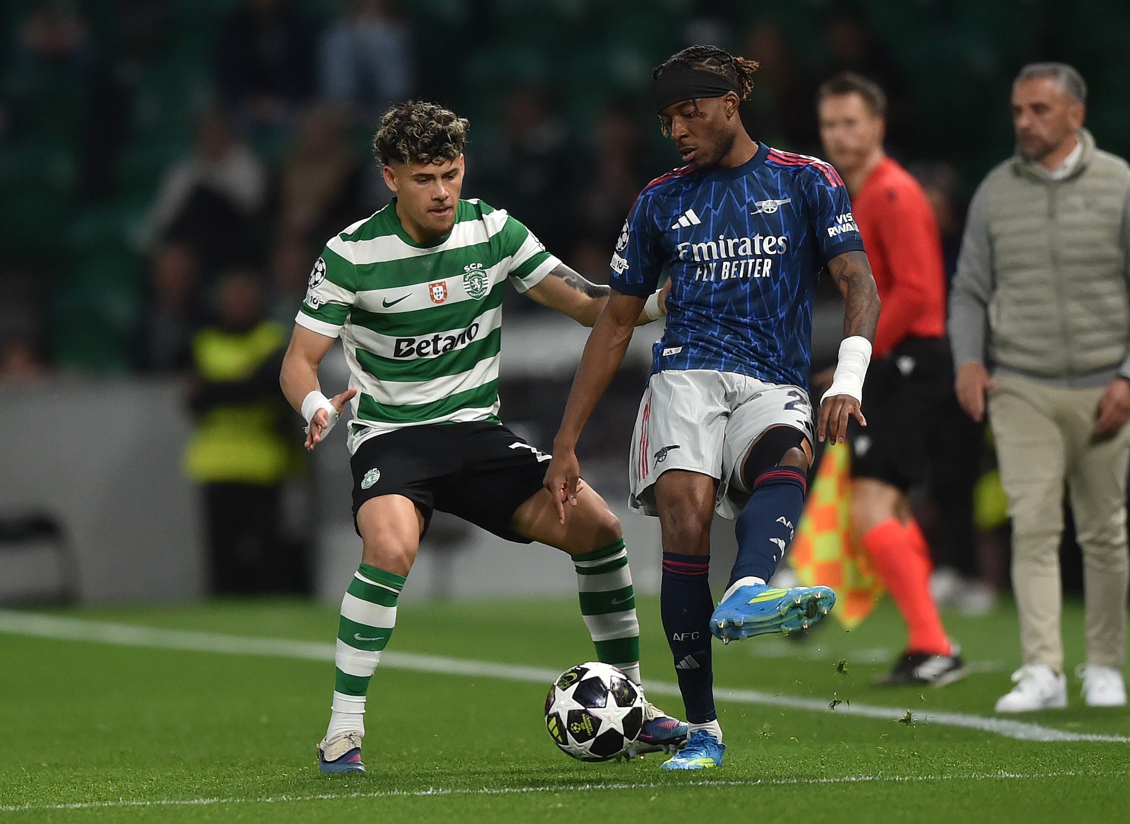 Maxi Araújo esteve em destaque no jogo com o Arsenal e vai manter o ritmo na Amadora - Foto: Miguel Nunes