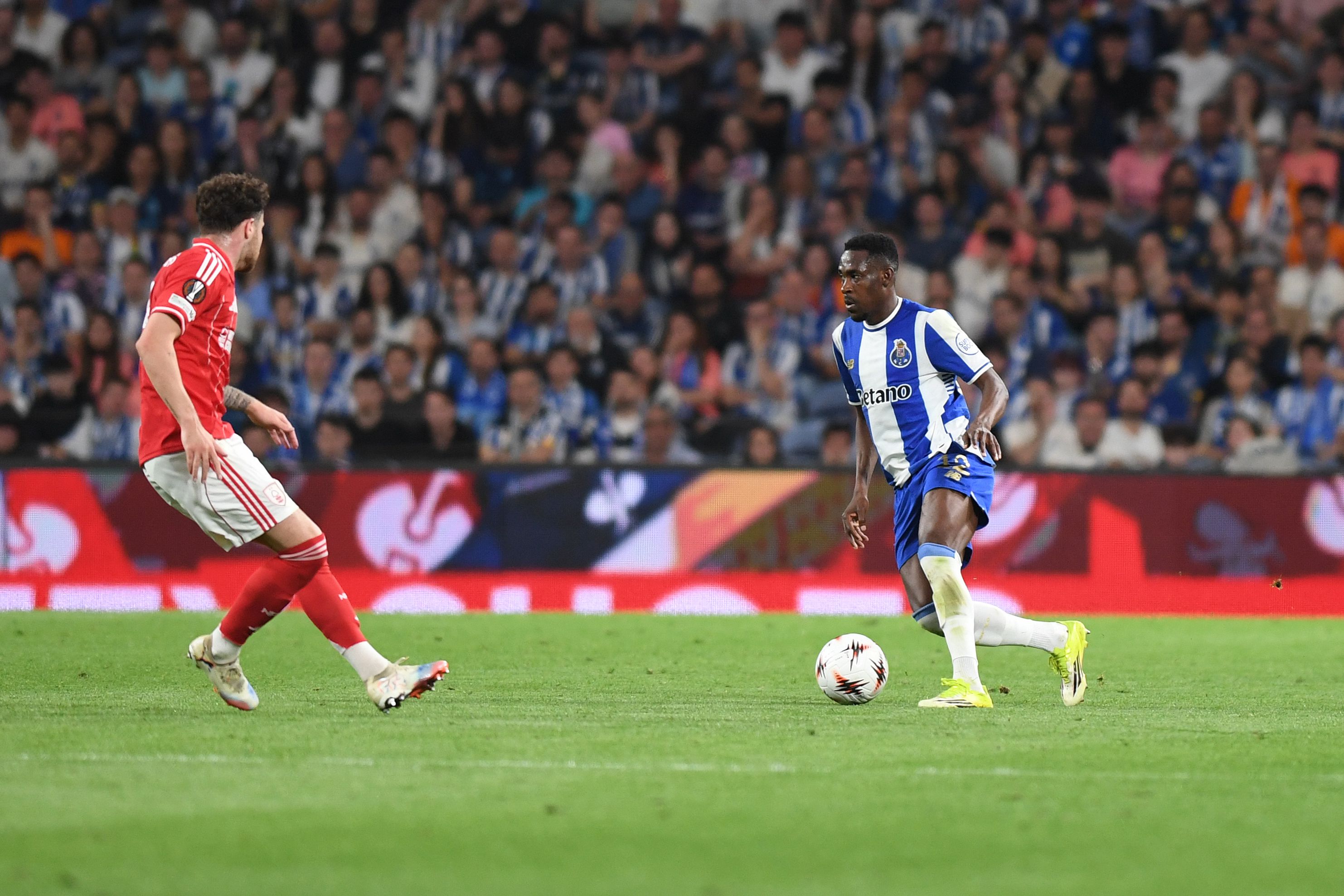 Zaidu foi titular nos azuis e brancos. Foto: Rogério Ferreira/Kapta+ (FC Porto-Nottingham Forest)