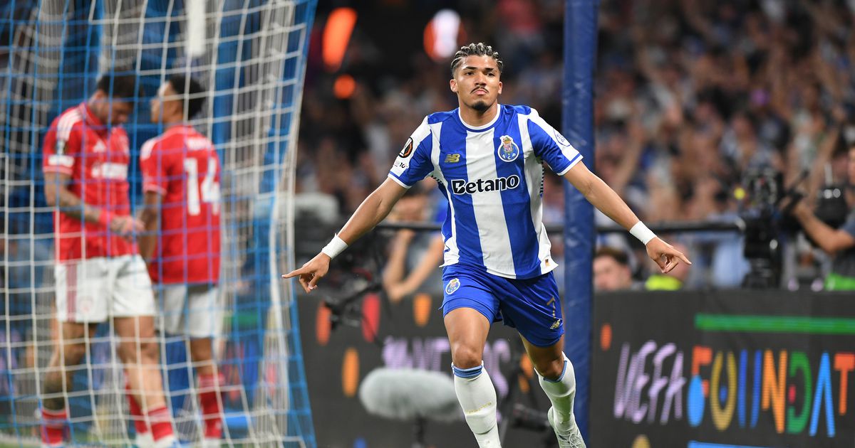 VÍDEO: FC Porto espalha magia e William faz o primeiro
