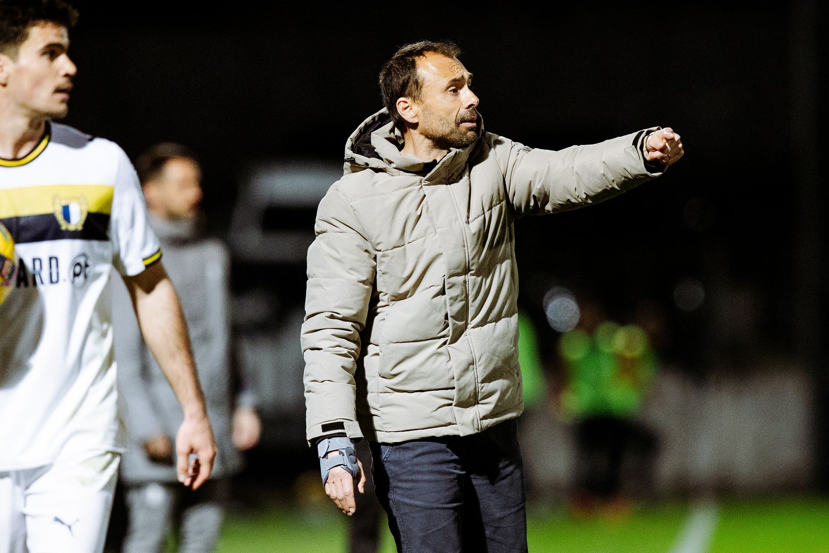 Técnico do emblema de Vila Nova reforça a felicidade por estar envolvido no projeto e aponta a mais triunfos