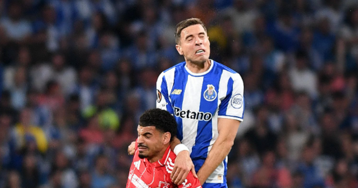 Bednarek: «É desapontante sofrer um golo daquela forma»