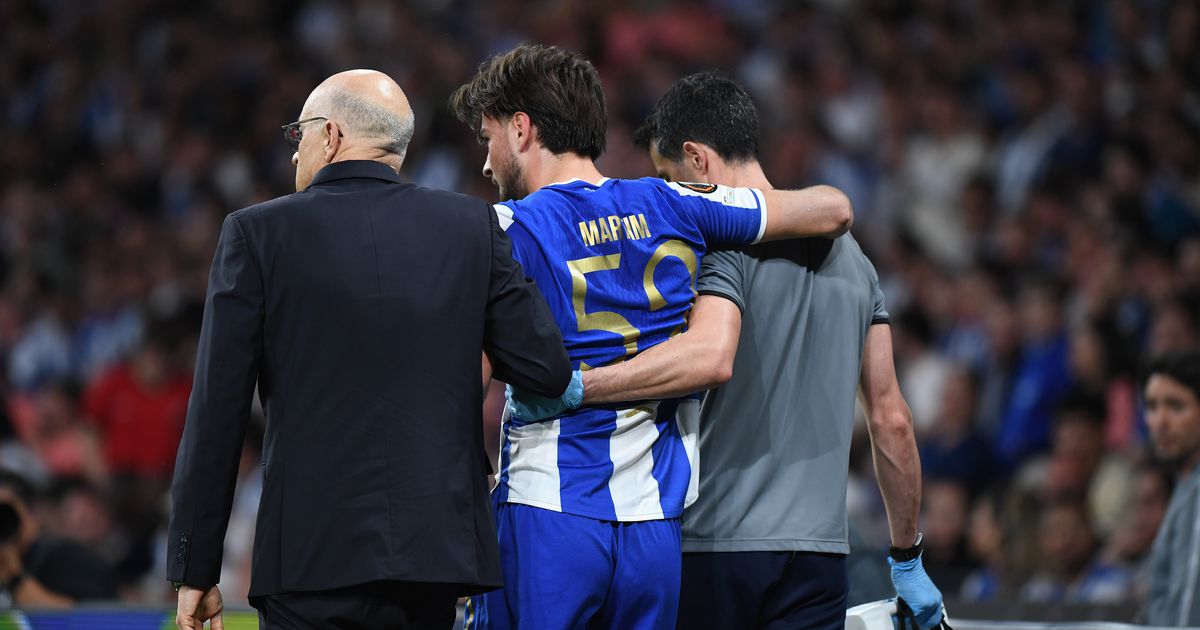 FC Porto: Farioli adianta ausência de Martim Fernandes frente ao Estoril