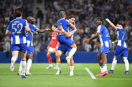 William Gomes festeja o golo com Gabri Veiga - Foto: Rogério Ferreira/Kapta +