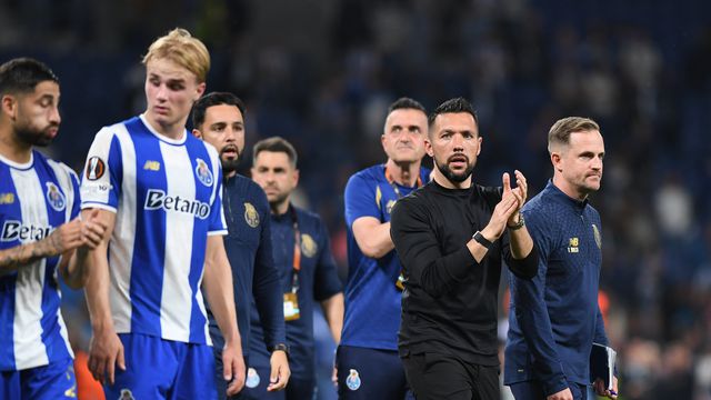 Farioli agradeceu apoio dos adeptos depois do empate com o Nottingham Forest - Foto: Rogério Ferreira/Kapta+