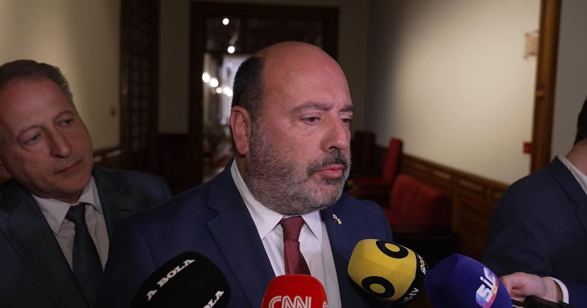 Chega vai chamar ERC ao Parlamento para discutir Benfica FM