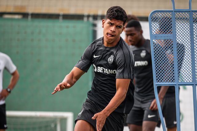 «Mateus Fernandes tem tudo para ser um exemplo»