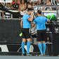 Botafogo vence na Libertadores, VAR esteve 10 minutos a analisar um lance