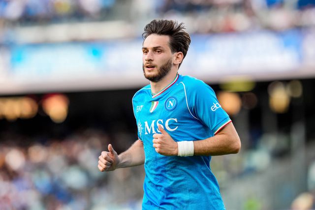 Pode estar em Nápoles o sucessor de Mbappé no PSG