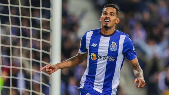 FC Porto: Wendell e Galeno de volta, asa esquerda reforçada