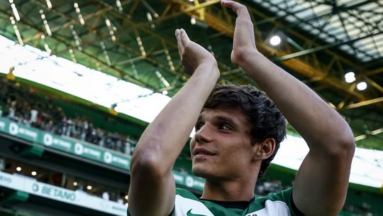 Sporting: Eduardo Quaresma assina até 2029