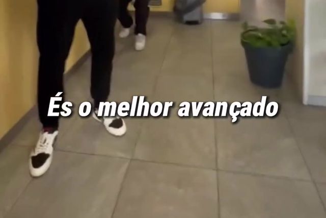 O que acontece quando Gyokeres vai tomar café: «Tu parles français?»