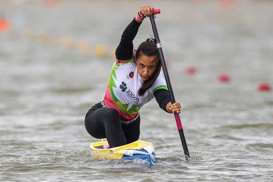Beatriz Fernandes na final da qualificação olímpica de canoagem