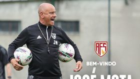 Aves SAD apresenta novo treinador
