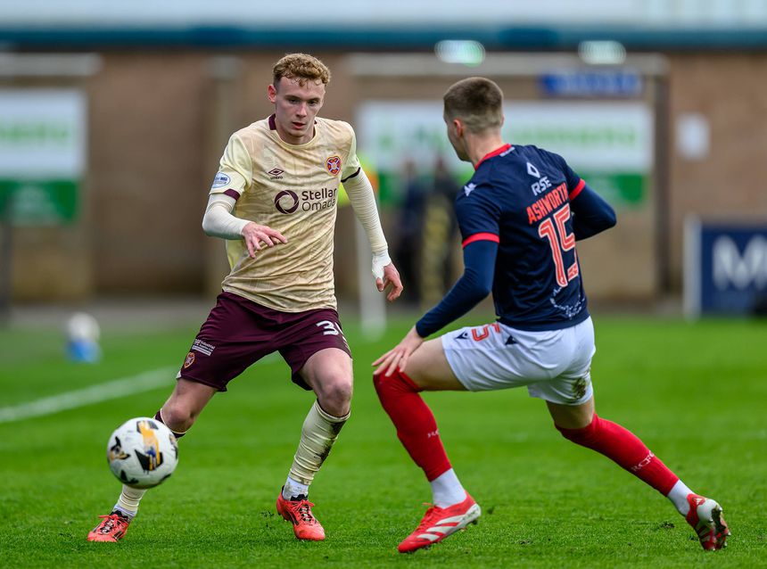 Heart of Midlothian  no jogo com o Ross County