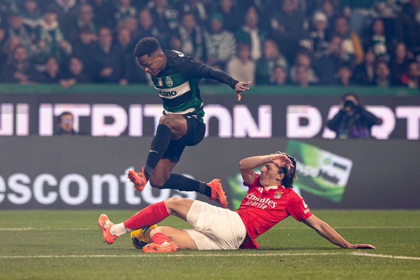 Benfica e Sporting defrontam-se este sábado naquele que poderá ser o jogo do título