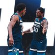 Julius Randle, à direita, esteve em destaque (Foto: Timberwolves)