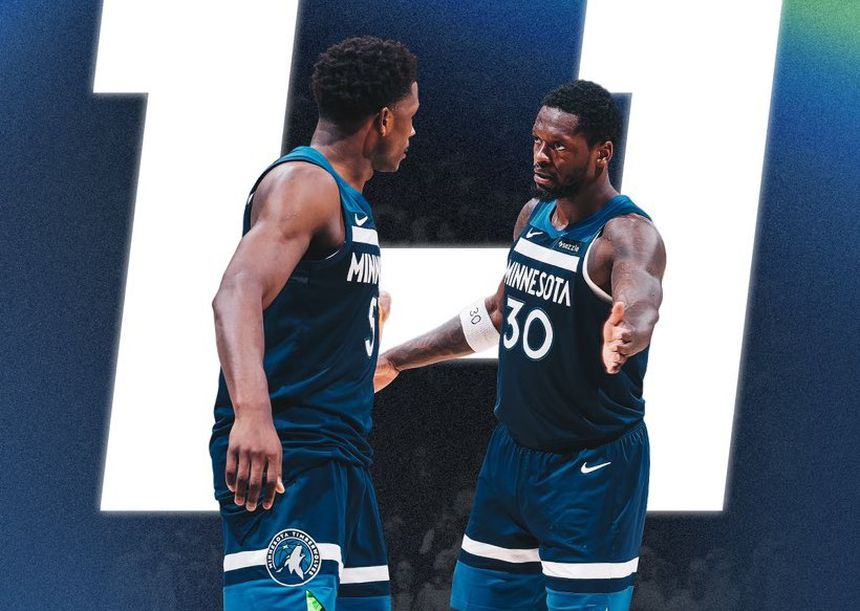 Julius Randle, à direita, esteve em destaque (Foto: Timberwolves)