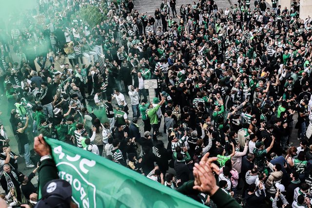 Adeptos leoninos têm mostrado todo o seu apoio à equipa