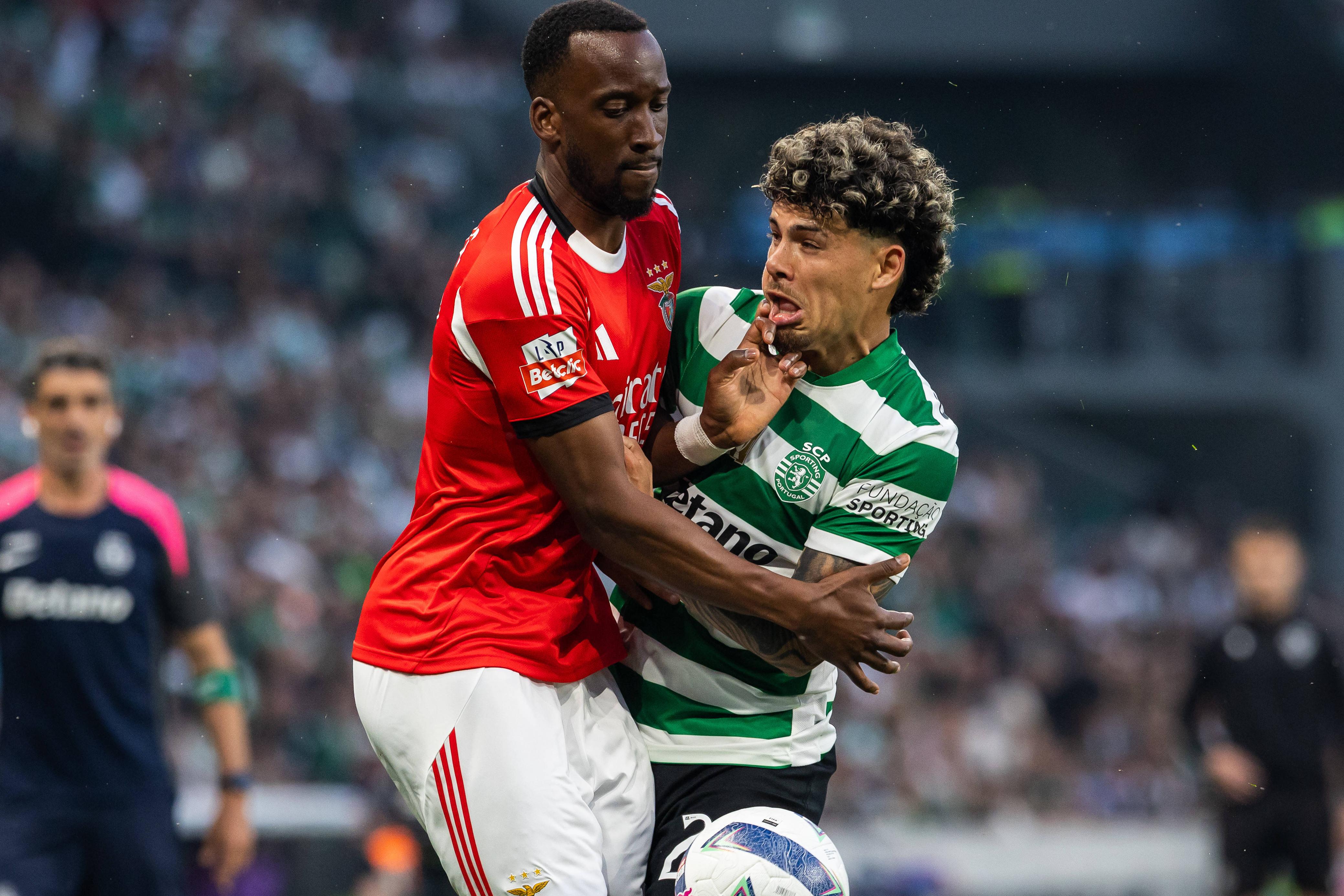 Benfica e Sporting lutam pelo segundo lugar na Liga portuguesa - Foto: Imago
