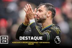 Bruno Fernandes é atingido por um braço na cara, mas o VAR manda seguir
