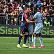 Udinese e Zaniolo condenam alegados insultos racistas por jogador do Cagliari