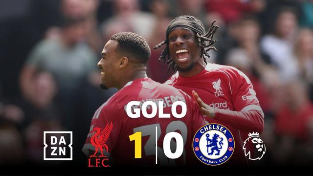 Golaço a abrir o Liverpool-Chelsea: que pontapé de Gravenberch!