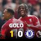 Golaço a abrir o Liverpool-Chelsea: que pontapé de Gravenberch!